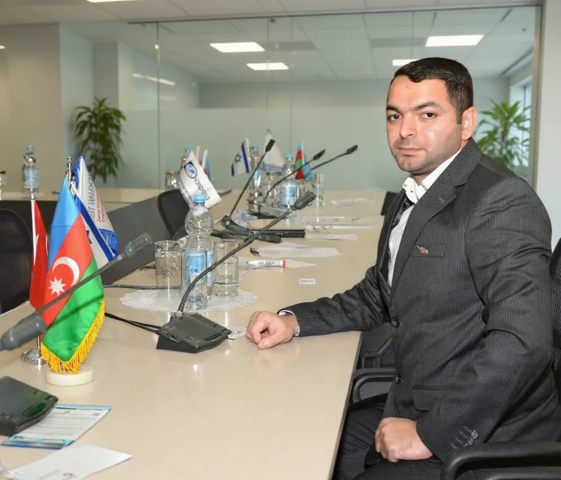 Baş redaktor Cavid Süleymanovdan Bayraq Günü təbriki