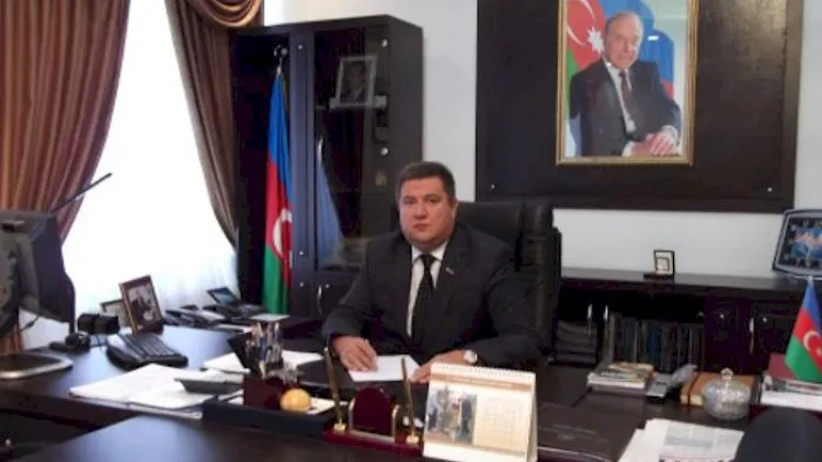 İcra başçısından kütləvi ixtisar: 14 nəfəri vəzifədən azad etdi