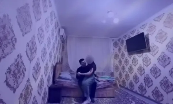 Kirayə evdə gizli kamera qalmaqalı: Qızla oğlanın görüşünü yaydılar - Video