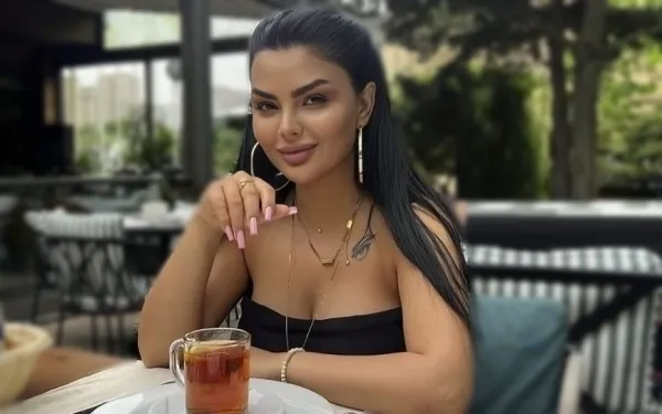 Müjgana 300 minlik avtomobili buna görə hədiyyə ediblərmiş: Şok iddia - Foto
