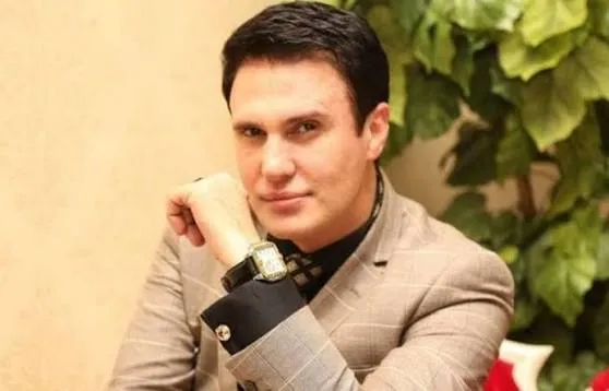 Nadir Qafarzadə müğənniləri təhqir etdi