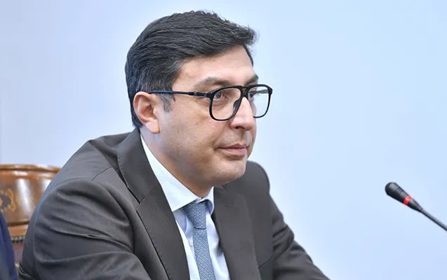 Nazir rəis müavinini vəzifəsindən azad etdi - FOTO