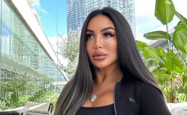 Tanınmış müğənni "Tarqovı"da yerdən qızıl tapdı - Video