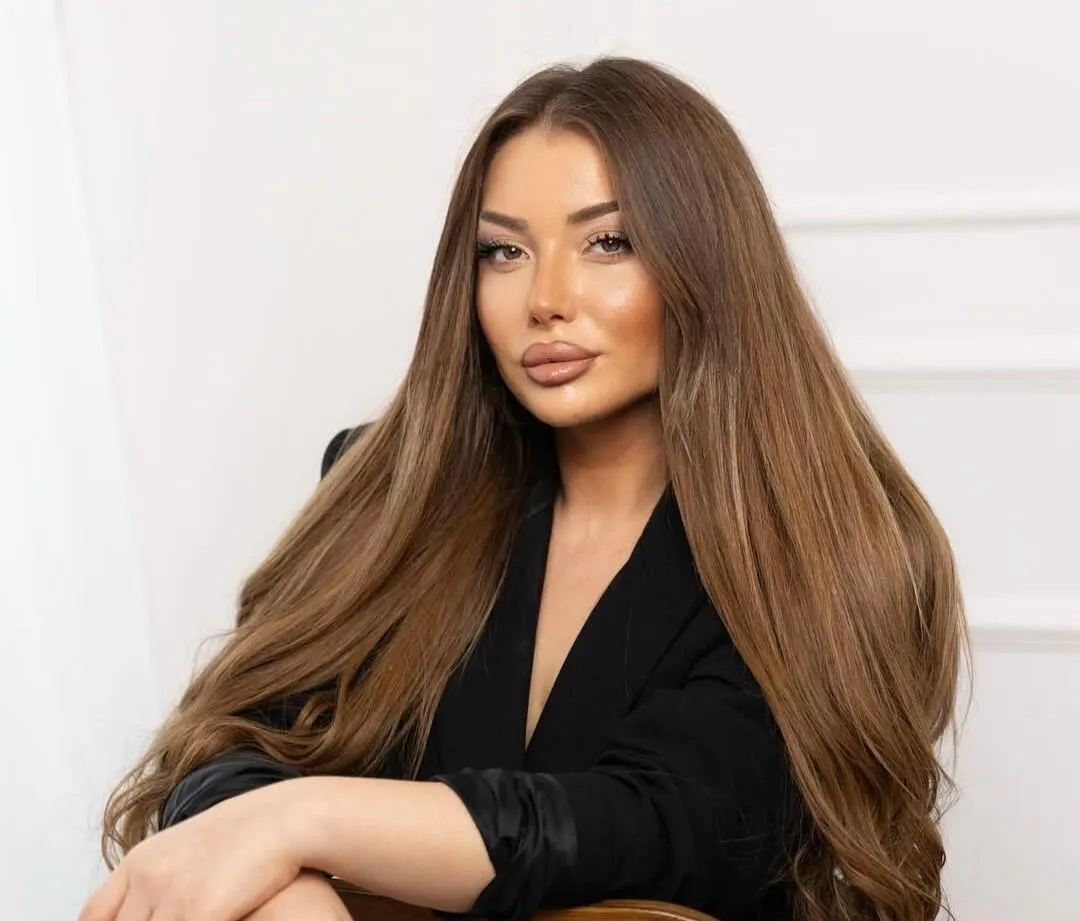 Tanınmış xanəndə bu aparıcı ilə EŞQ YAŞAYIR - toy olacaq