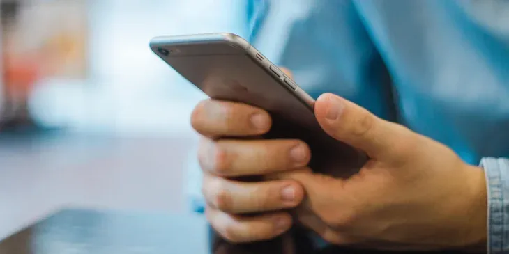 Vətəndaşların NƏZƏRİNƏ: Bu zənglər pulsuz ola bilər