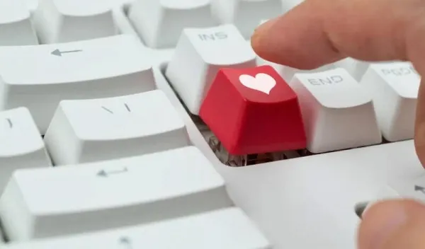 Yataqda qadınları başdan çıxaran "G" nöqtəsi nədir: Çoxları bilmir