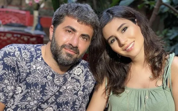 Zaurla Günayın hovuzda romantik görüntüləri - VİDEO